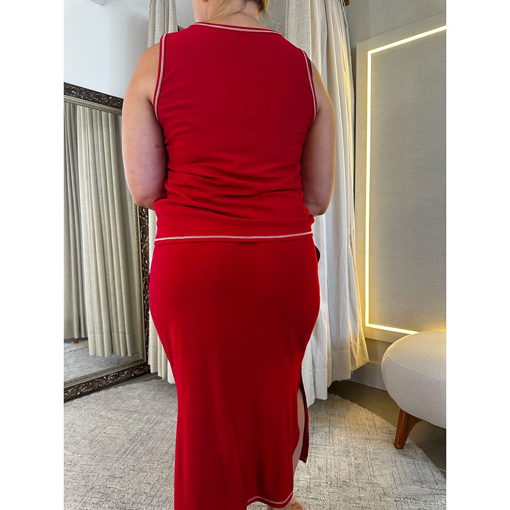 Conjunto em Moletinho com Saia e Regata Vermelho/Off