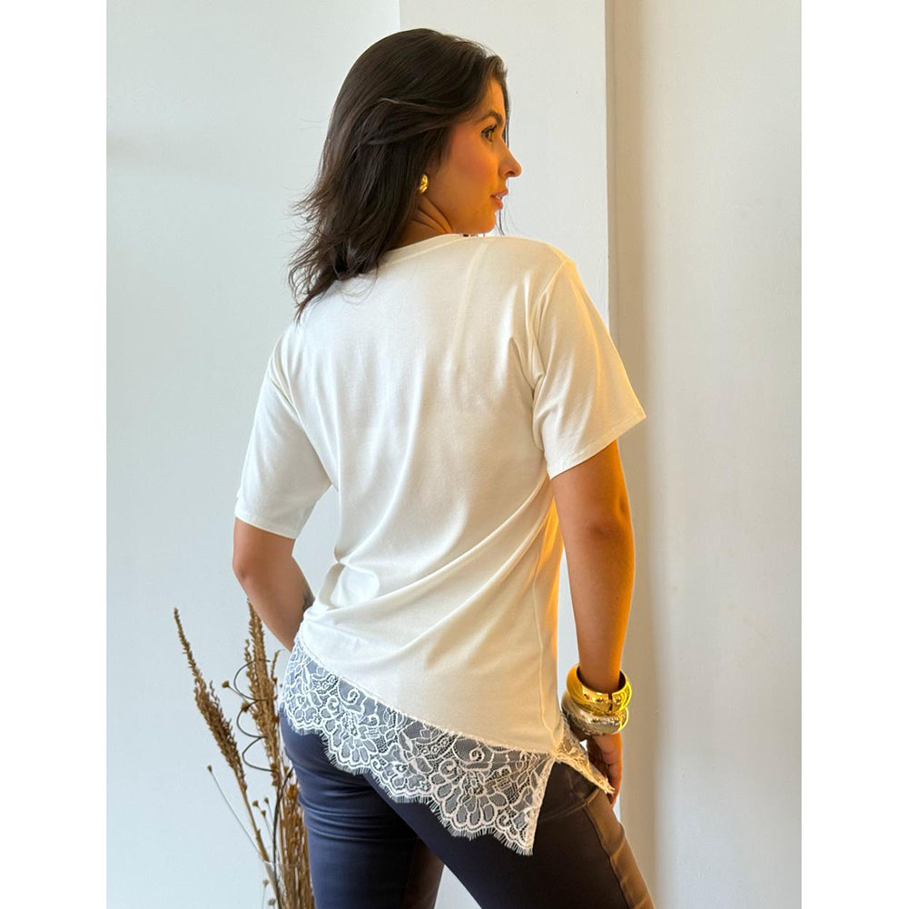 Blusa Assimétrica Com Renda Off