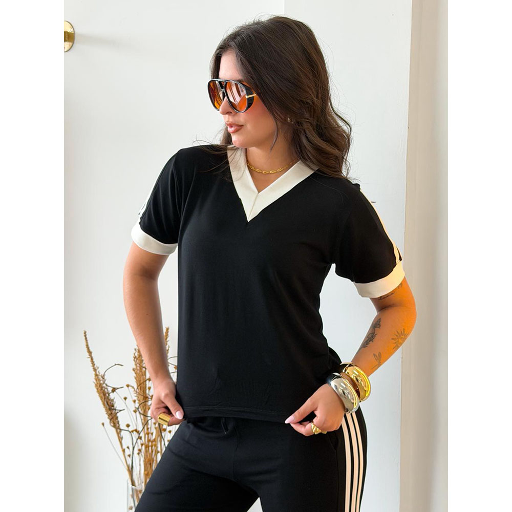 Conjunto Com Listras Laterais Preto