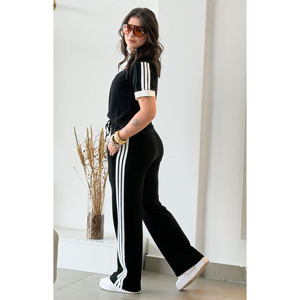 Conjunto Com Listras Laterais Preto