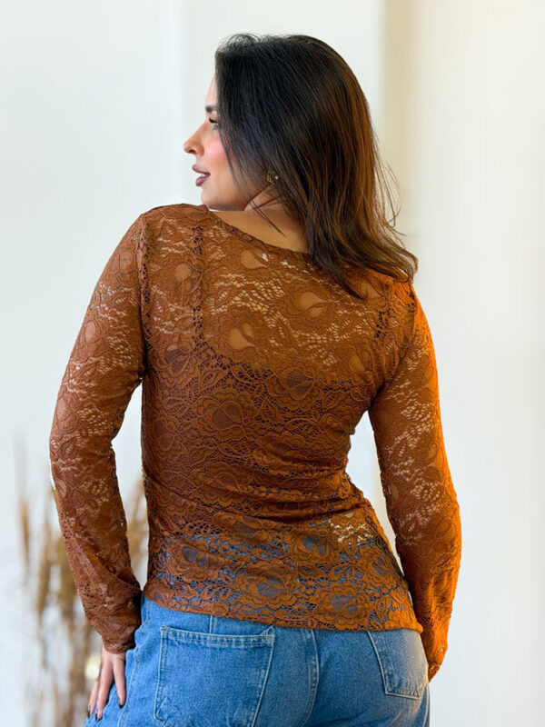 Blusa Renda Assimétrica Marrom