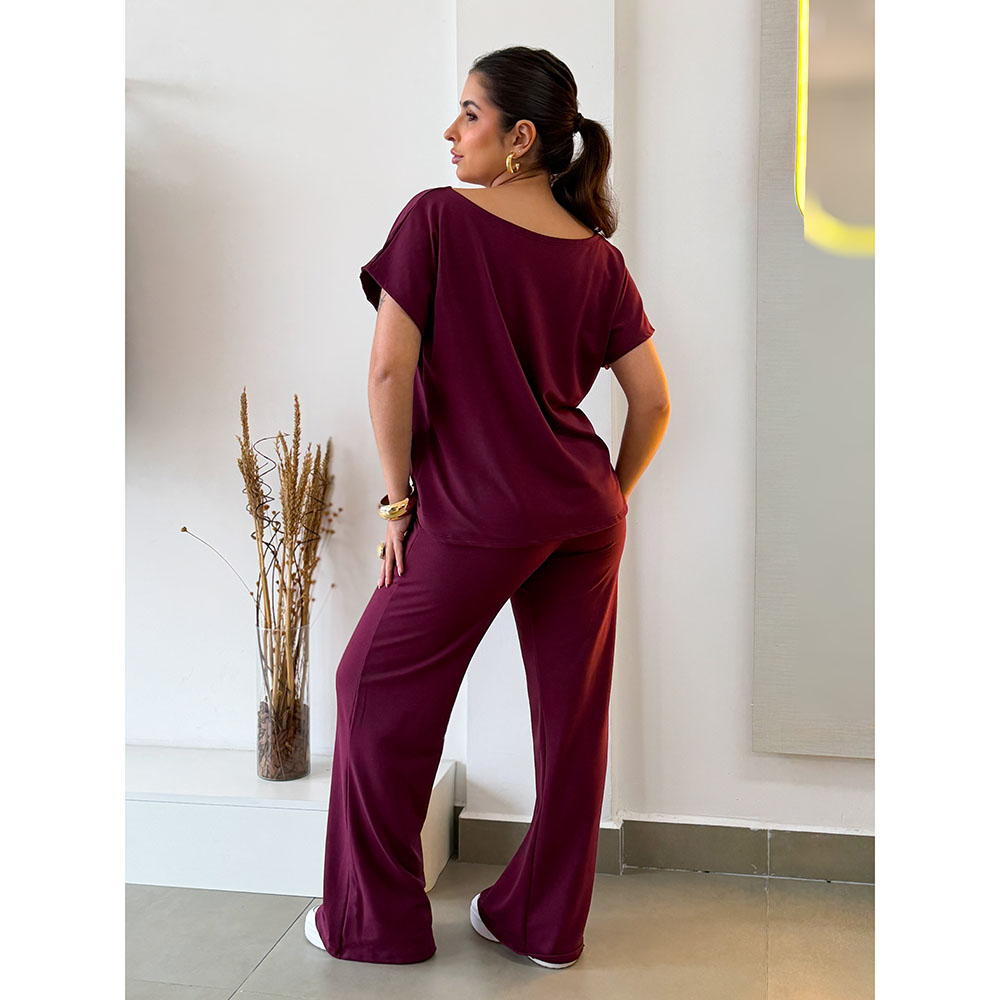 Conjunto Decote Canoa Vinho