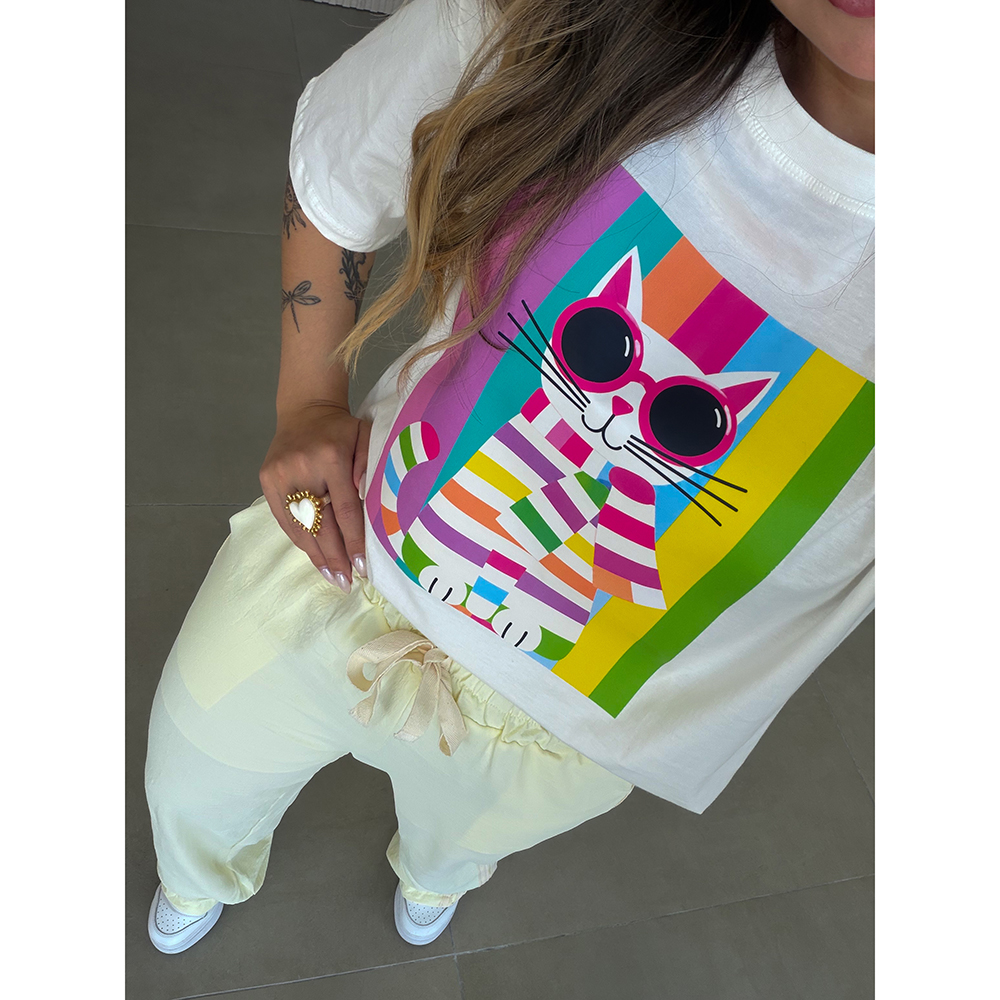 Camiseta Estampa Gato Colors