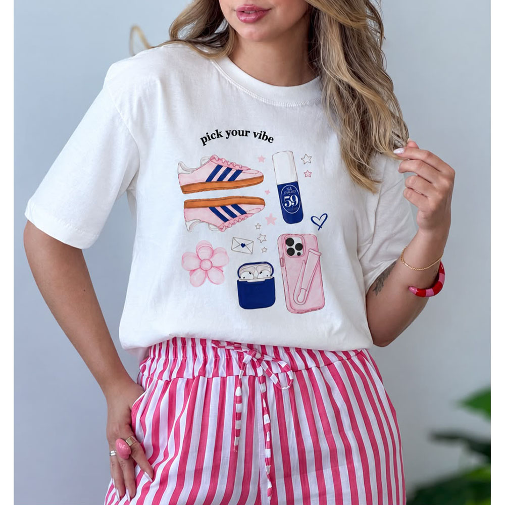 Camiseta Estampa Tênis Roxo